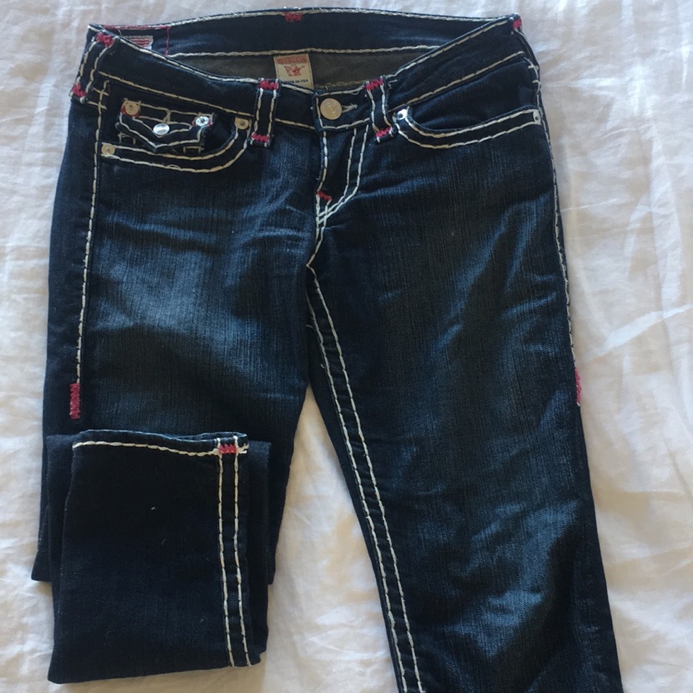 True Religion size 28, pink accents, cut 607107 - Picture 4 of 4